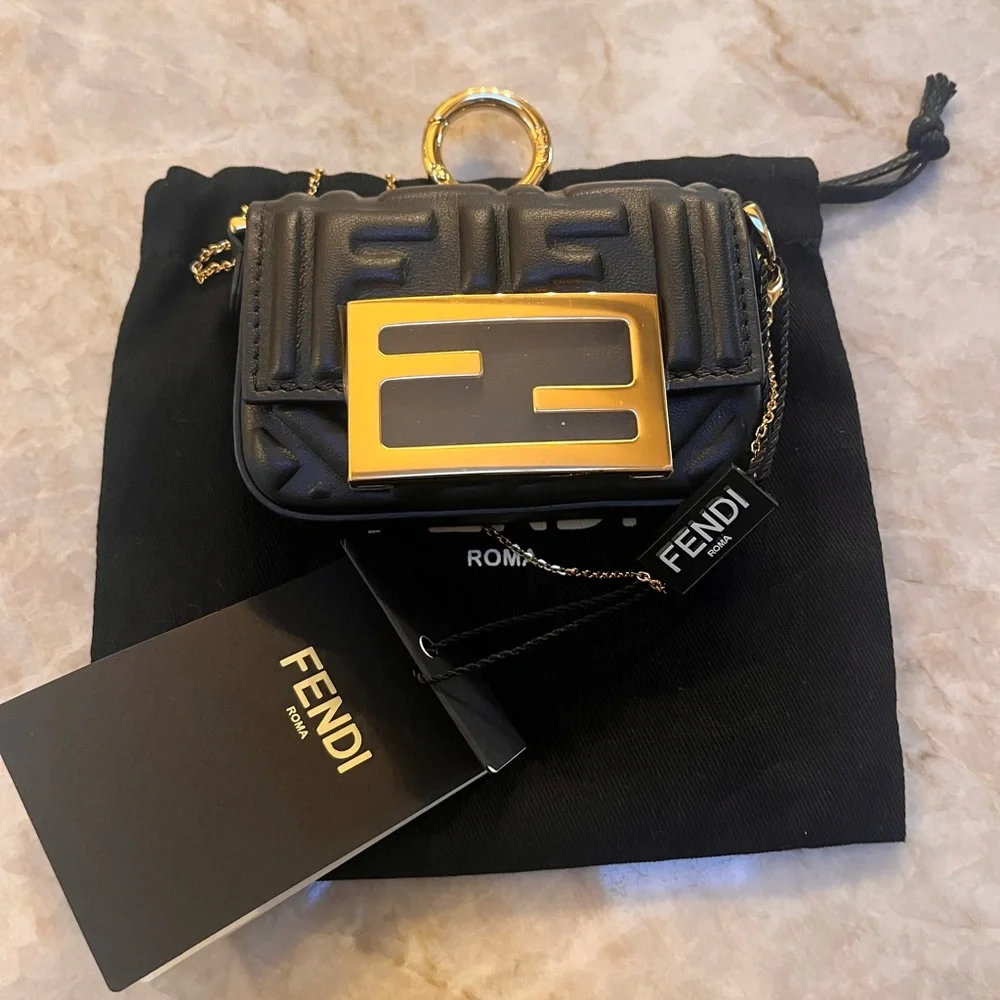 FENDI Nappa Matisse FF Embossed Nano Baguette - Picture 7 of 7